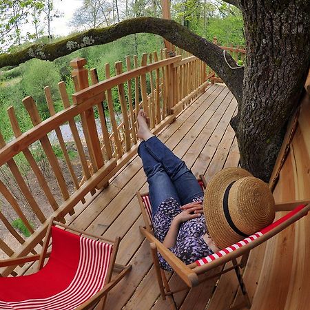 La Cabane Du Vieux Chene Susmiou Ngoại thất bức ảnh